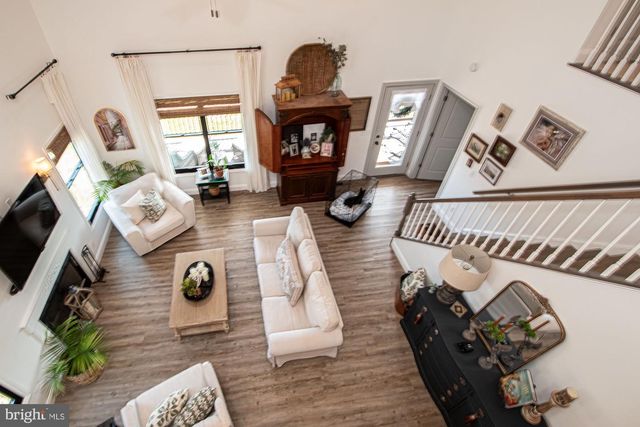 691 SUNSET VILLAGE RD, Front Royal, VA 22630
