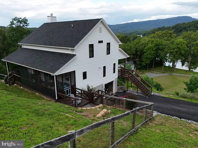 691 SUNSET VILLAGE RD, Front Royal, VA 22630