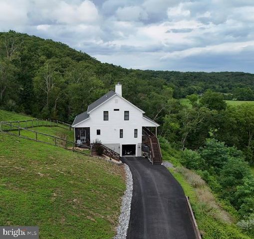 691 SUNSET VILLAGE RD, Front Royal, VA 22630