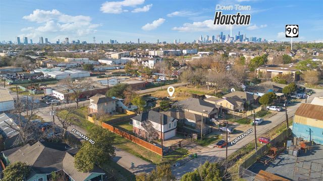 6019 England Street, Houston, TX 77021