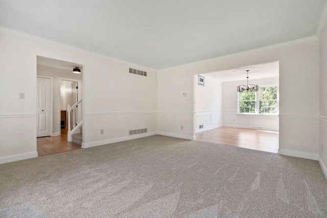 1045 Redoak DRIVE, Penn Twp, PA 15636