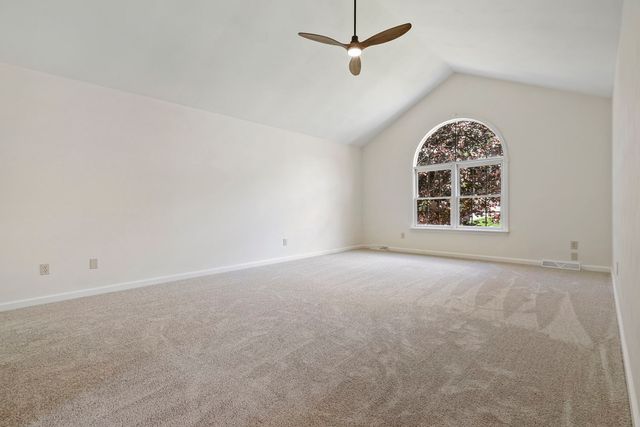 1045 Redoak DRIVE, Penn Twp, PA 15636