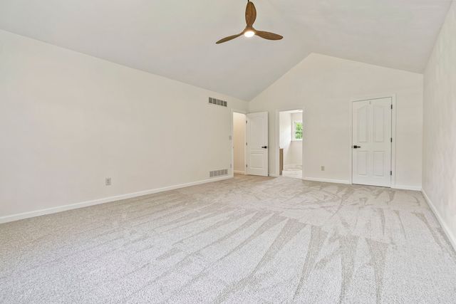 1045 Redoak DRIVE, Penn Twp, PA 15636