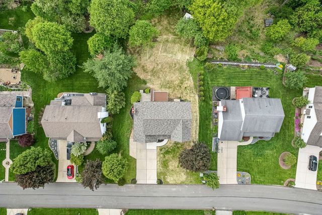 1045 Redoak DRIVE, Penn Twp, PA 15636