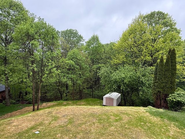 1045 Redoak DRIVE, Penn Twp, PA 15636