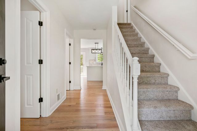 1045 Redoak DRIVE, Penn Twp, PA 15636