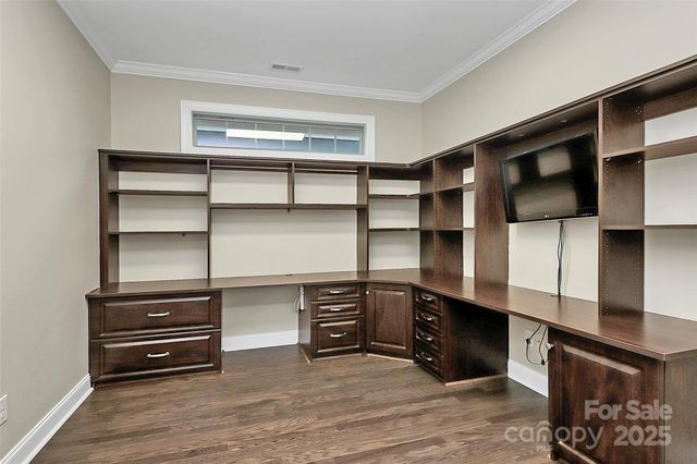 7933 Parknoll Drive, Huntersville, NC 28078