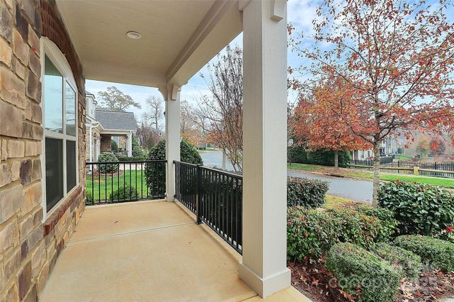 7933 Parknoll Drive, Huntersville, NC 28078