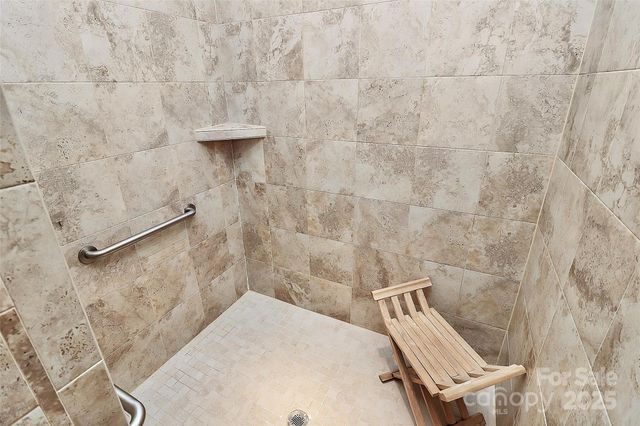 7933 Parknoll Drive, Huntersville, NC 28078