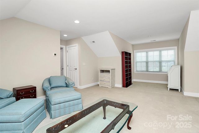 7933 Parknoll Drive, Huntersville, NC 28078