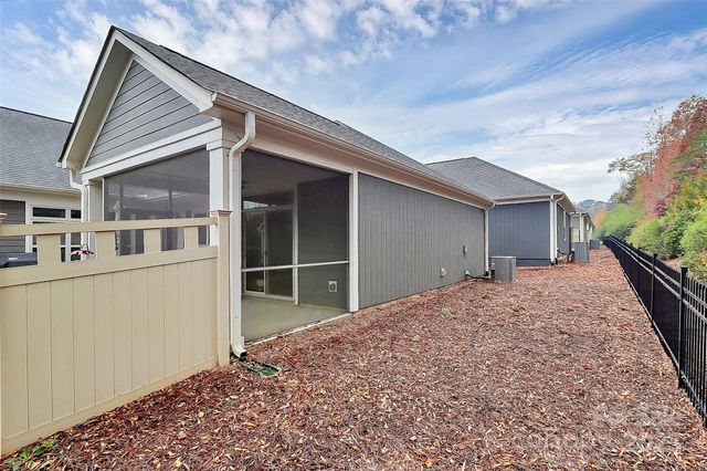 7933 Parknoll Drive, Huntersville, NC 28078