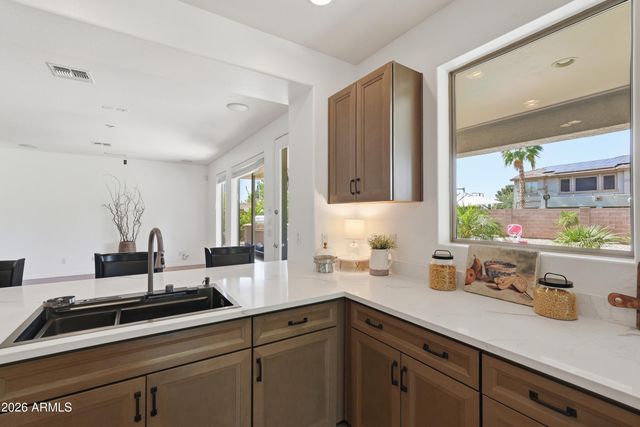 558 E Mead Place, Chandler, AZ 85249