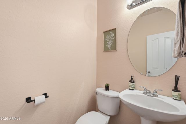 558 E Mead Place, Chandler, AZ 85249