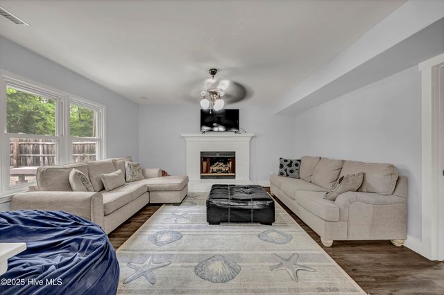 561 Rose Avenue, Wilmington, NC 28403