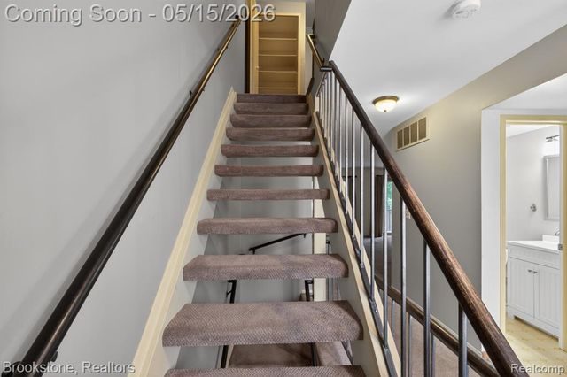 37643 Charter Oaks Boulevard, Clinton Township, MI 48036