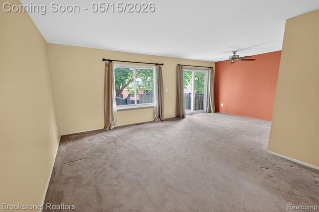 37643 Charter Oaks Boulevard, Clinton Township, MI 48036