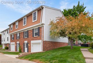37643 Charter Oaks Boulevard, Clinton Township, MI 48036