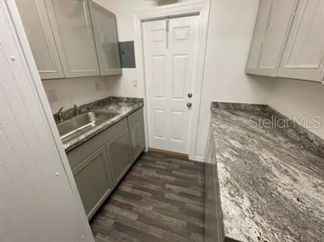 15 S DOLLINS AVENUE, Orlando, FL 32805