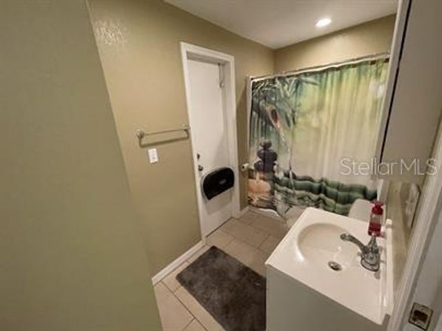 15 S DOLLINS AVENUE, Orlando, FL 32805