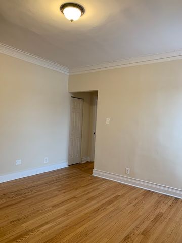5164 S King Drive 3, Chicago, IL 60615