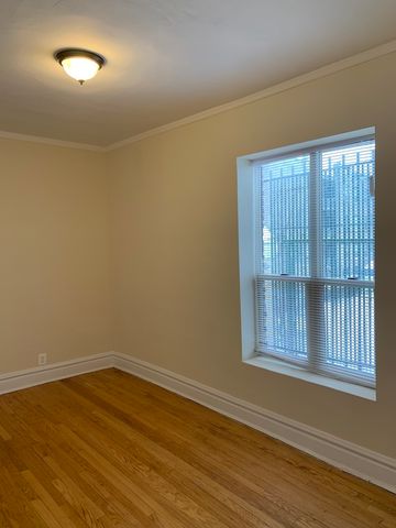 5164 S King Drive 3, Chicago, IL 60615