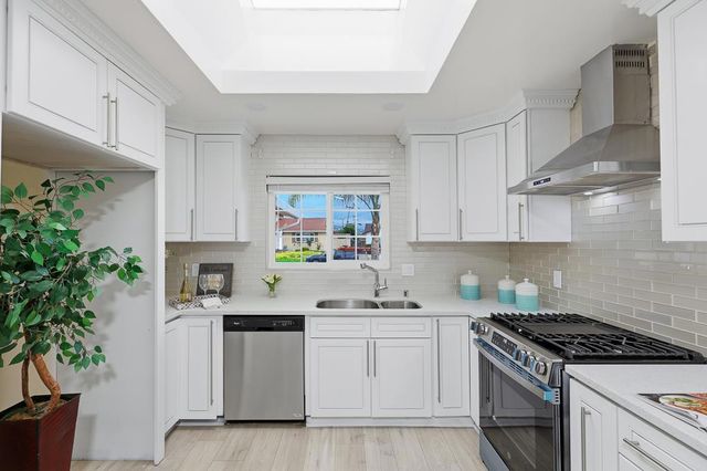 297 Goldenrain Avenue, Fremont, CA 94539