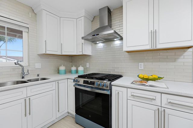 297 Goldenrain Avenue, Fremont, CA 94539