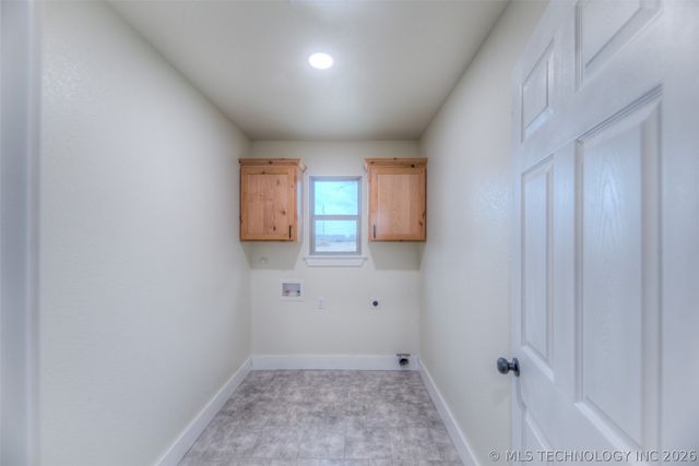 520 N Basin Road, Mannford, OK 74044