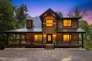 535 Forrest Springs Drive, Gatlinburg, TN 37738