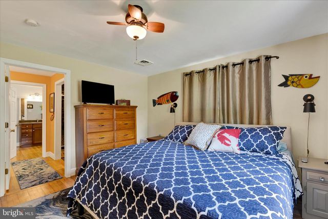 10 NOLT AVE, Willow Street, PA 17584