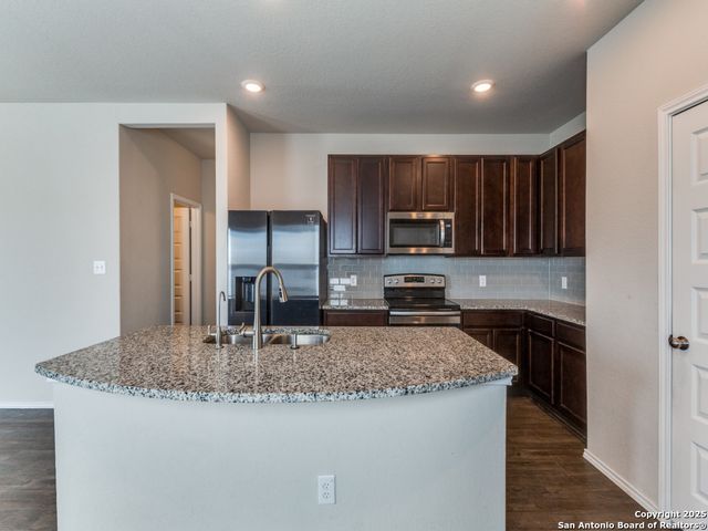 320 Saddle Leaf, Cibolo, TX 78108