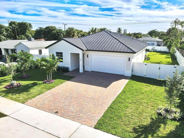 18 SW 6th Street, Delray Beach, FL 33444