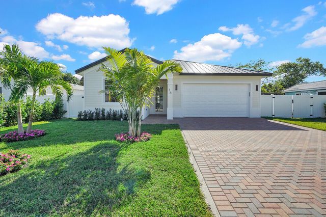 18 SW 6th Street, Delray Beach, FL 33444