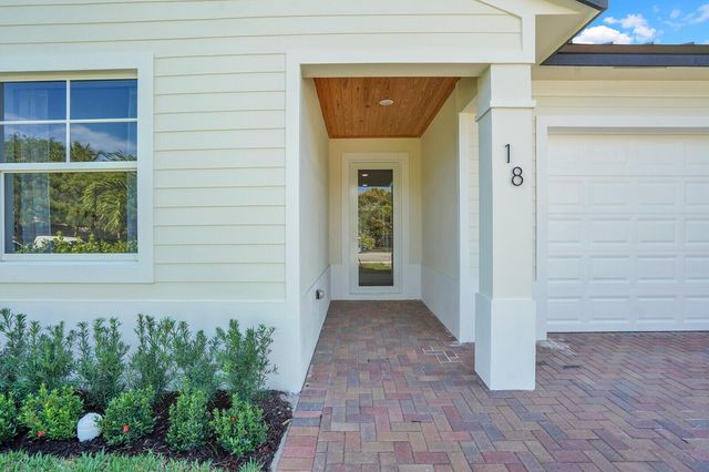 18 SW 6th Street, Delray Beach, FL 33444