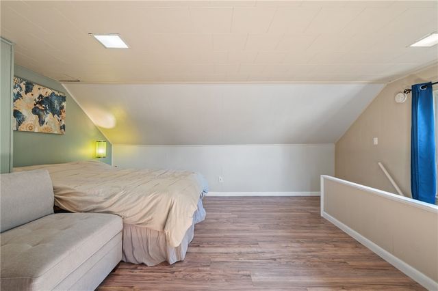 4068 Howley St, Bloomfield, PA 15224