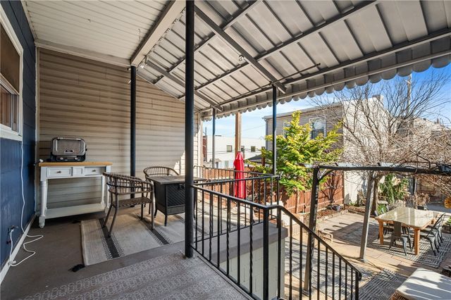 4068 Howley St, Bloomfield, PA 15224