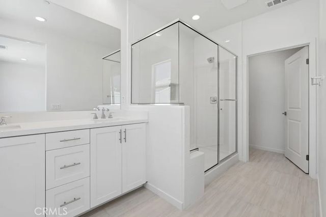 28916 Vertex Way, Canyon Country, CA 91350