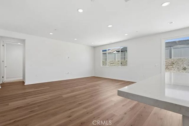 28916 Vertex Way, Canyon Country, CA 91350