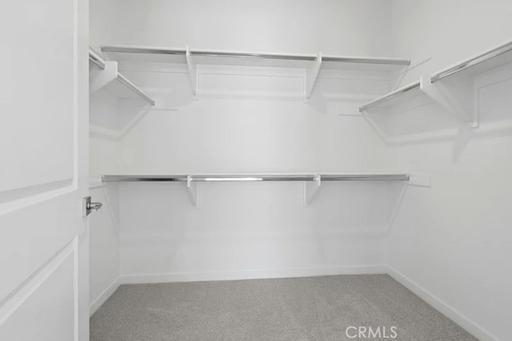 Image 14 of property listing at 28916 Vertex Way, Canyon Country, CA 91350