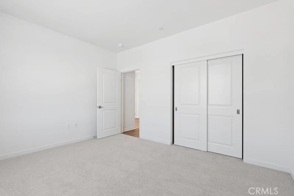 Image 15 of property listing at 28916 Vertex Way, Canyon Country, CA 91350