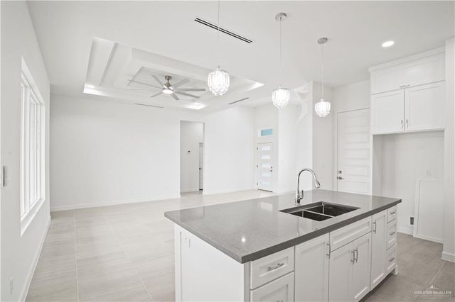 1204 E Evergreen Avenue, San Juan, TX 78589