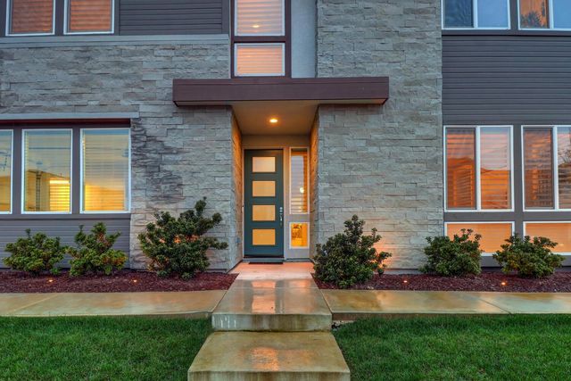 3035 Anastasia Way, Lincoln, CA 95648