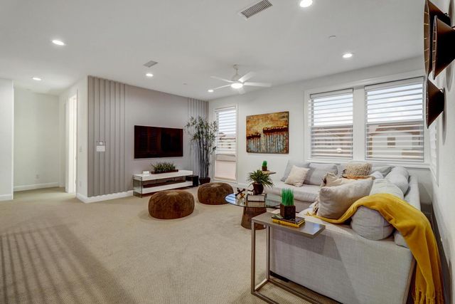 3035 Anastasia Way, Lincoln, CA 95648