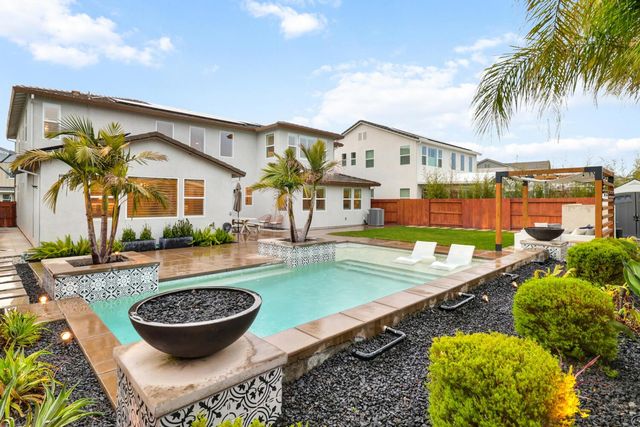 3035 Anastasia Way, Lincoln, CA 95648