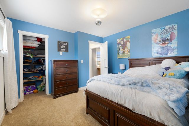 1205 9TH ST NW, Minot, ND 58703