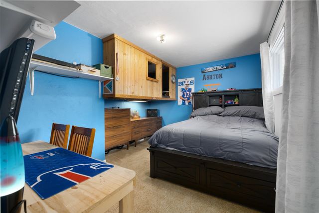 1205 9TH ST NW, Minot, ND 58703