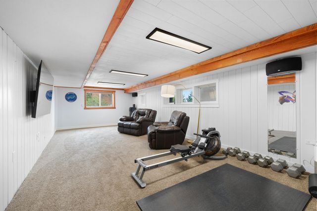 1205 9TH ST NW, Minot, ND 58703
