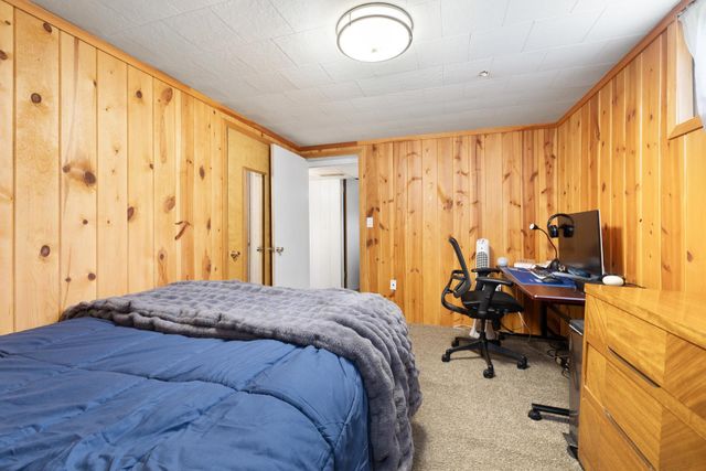 1205 9TH ST NW, Minot, ND 58703