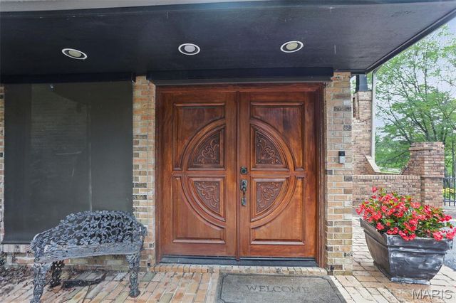 1 Saint Andrews Drive, Belleville, IL 62223