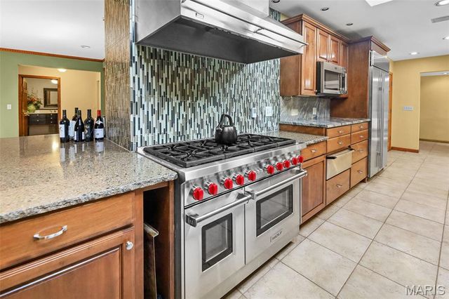 1 Saint Andrews Drive, Belleville, IL 62223